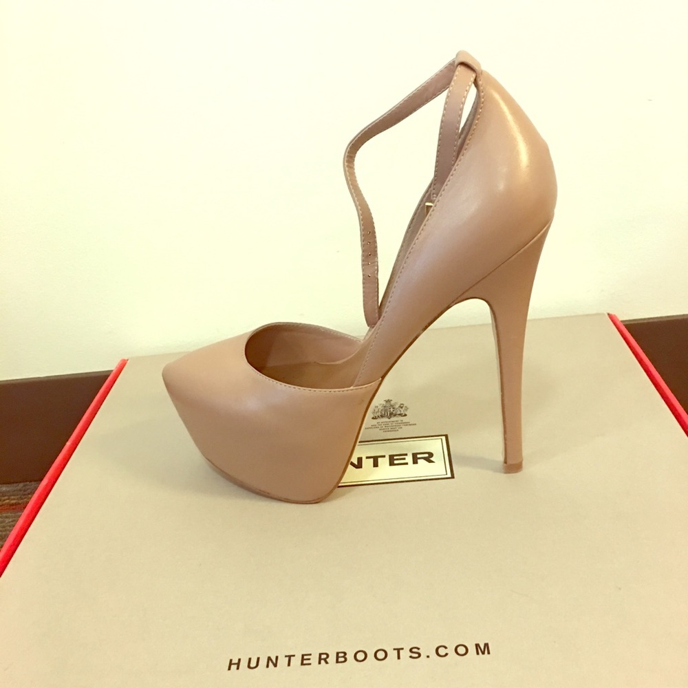 Steve Madden ‘Deeny’ Platform Pump in Blush